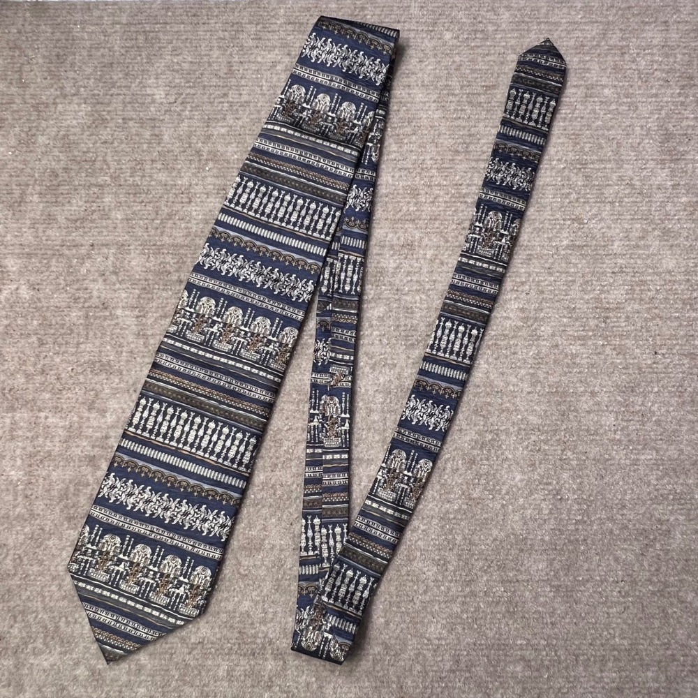 Tesoro Rosso Uomo Moda Blue Silk Necktie Architecture Pattern Art Deco Style